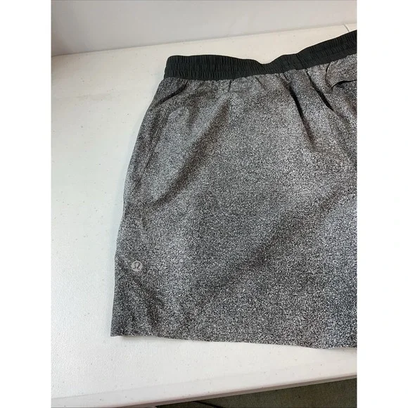Lululemon T.H.E. Short Men's XL 7"‎ Lined in Gray speckled gym training athletic - Picture 2 of 11